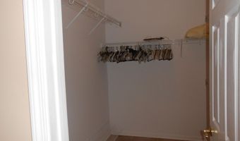 4 Hidden Lake Cir, Barnegat, NJ 08005