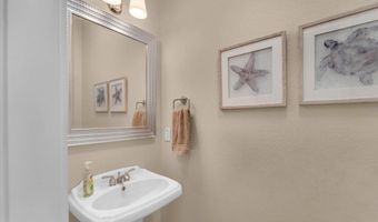 4905 Parkville Rd, Anderson, CA 96007