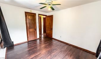 987 Boone St, Akron, OH 44306