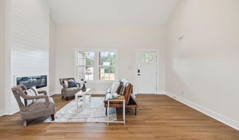 123 Fox Hall Dr, Amherst, VA 24521