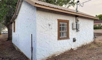 158 Western Ave, Buffalo, WY 82834