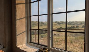 11077 Ridge Rd, Belle Fourche, SD 57717