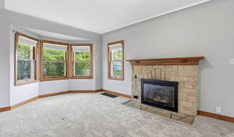 821 S WEIMAR St, Appleton, WI 54915