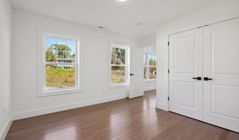 19 A Apache Dr, Brookfield, CT 06804