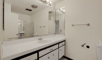 1340 S Beverly Gln 211, Los Angeles, CA 90024