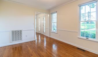 20010 Oakwood Dr, Abingdon, VA 24211