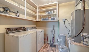 2 Mellor Ln, Bella Vista, AR 72715