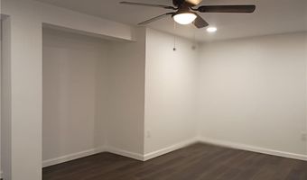 6 Old Pound Hill Rd, North Smithfield, RI 02896