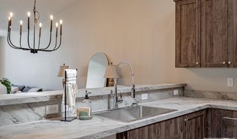3290 Carolyn Ln, Ammon, ID 83406