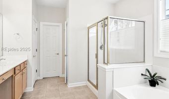 12 Point West Dr, Bluffton, SC 29910