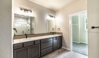 7587 E Duke Ln, Athol, ID 83801