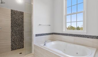 1840 Tapadera Dr, Ann Arbor, MI 48103