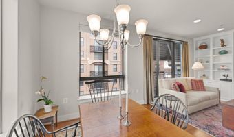 1200 N HARTFORD St 601, Arlington, VA 22201