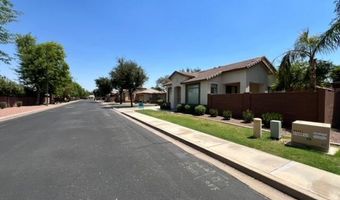1263 S EMMETT Dr, Chandler, AZ 85286
