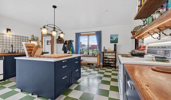 N8421 County Rd D, Algoma, WI 54201