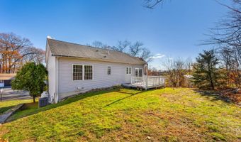 173 Anton Dr, Bridgeport, CT 06606