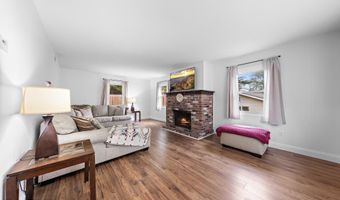 93 Idlebrook Ln, Aberdeen, NJ 07747