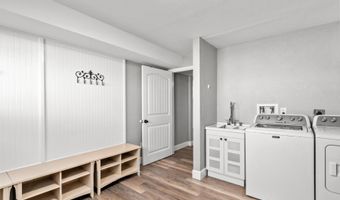 733 DOGWOOD Ave, Cheyenne, WY 82009
