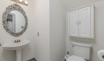 14617 Woodshadow Ln, Addison, TX 75001