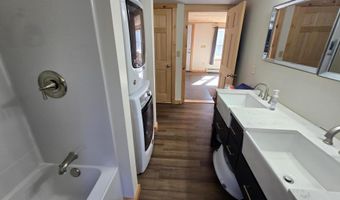 341 E Andover Rd, Andover, ME 04226