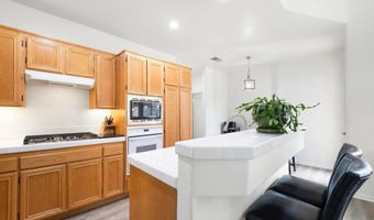1425 Knoll Park Gln, Escondido, CA 92029