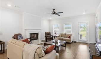 857 Clear Spring Dr, Auburn, AL 36830