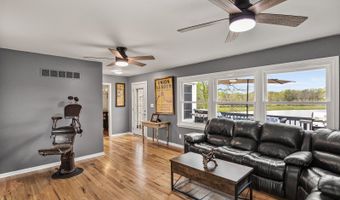 36 E Canal St, Alloway, NJ 08001
