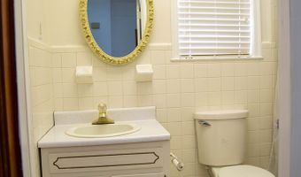 298 S Main St, Baxley, GA 31513