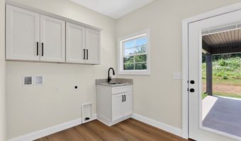 233 Cedar Ln, Allons, TN 38541