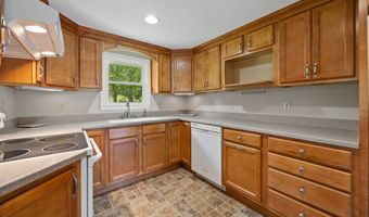 27 Lathrop Dr, Coventry, CT 06238