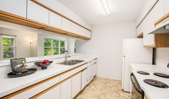 1446 Millbrook Trl, Ann Arbor, MI 48108