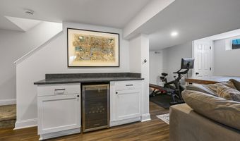 559 CABOT Dr, Hockessin, DE 19707