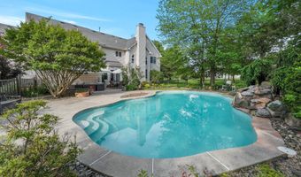 301 BERKLEY Ave, Belle Mead, NJ 08502