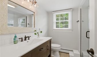 1 Blacksmith Rd, Lincoln, RI 02865