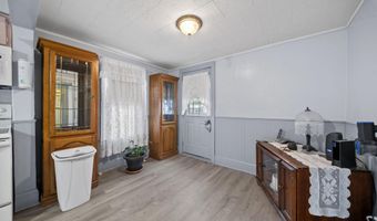 40 Walnut St, Ashville, OH 43103