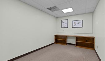 1050 Main St 24, East Greenwich, RI 02818