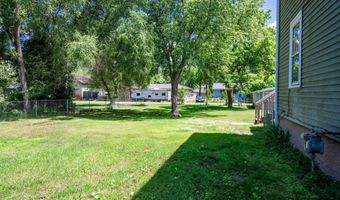 132 S Walker St, Adams, WI 53910