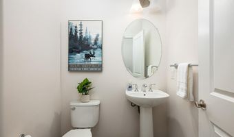 3000 N Spurway Dr, Ann Arbor, MI 48105
