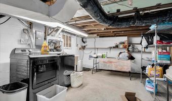 1748 Saint Clair River Dr, Algonac, MI 48001