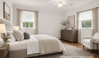7 Wheeler Dr, Danbury, CT 06811