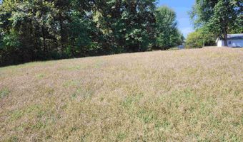 551 N Washington St, Bloomfield, IN 47424