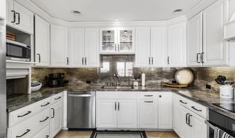 597 S Sierra 67, Solana Beach, CA 92075