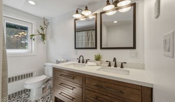 37 Cawley St, Bristol, CT 06010