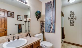 102 N Finch Ct, Andale, KS 67001