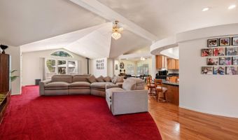 15947 Butterfield Ln, Anderson, CA 96007