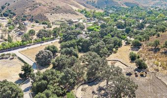 6461 Chesebro Rd, Agoura Hills, CA 91301