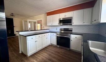 1003 Robinwood Rd, Aberdeen, NC 28315