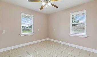 401 LLAMA Dr, Arabi, LA 70032