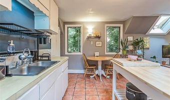 803 Jones Dr, Ann Arbor, MI 48105