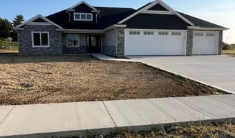 106 Fox Trail Dr, Auburn, IN 46706